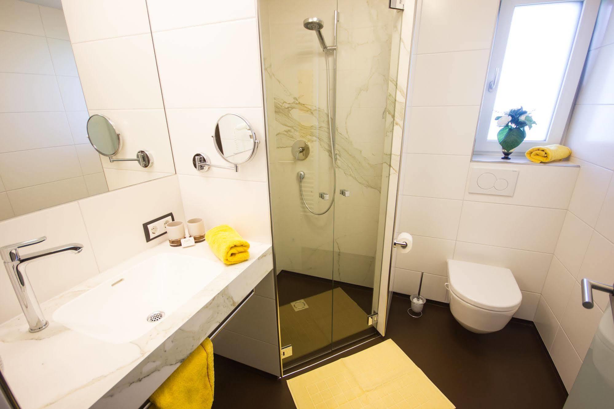 Gaestehaus Stabauer モントゼー エクステリア 写真